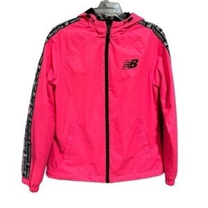 NEW BALANCE woman’s hot pink hooded athletic windbreaker jacket size medium
